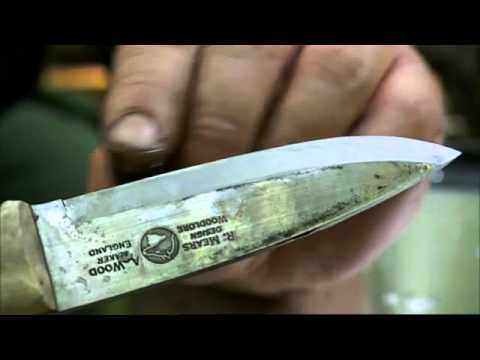 Ray Mears - How to sharpen a knife at camp, Bushcraft Survival