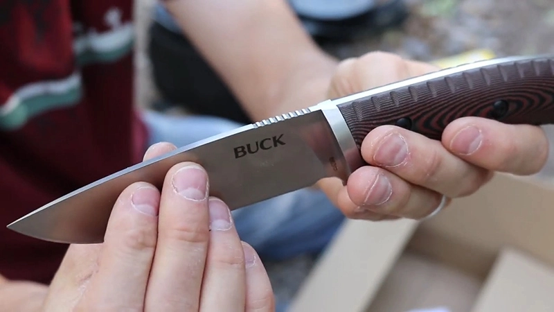 Buck 853 selkirk knife