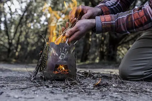 12 Survivors Off-Grid Survival Stove